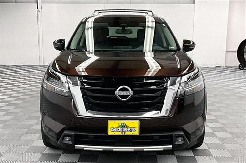 2022 Nissan Pathfinder Platinum 4WD
