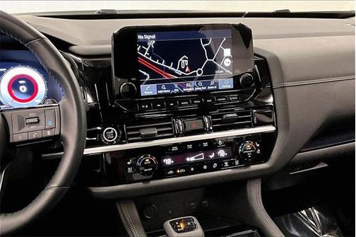 2024 Nissan Pathfinder Platinum FWD