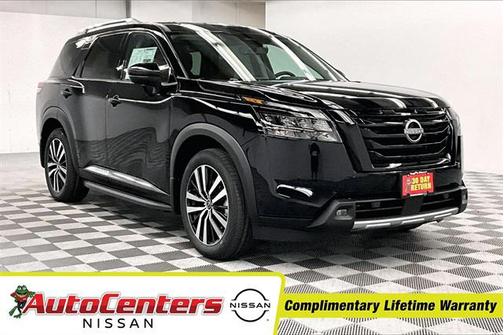 2025 Nissan Pathfinder Platinum 4WD