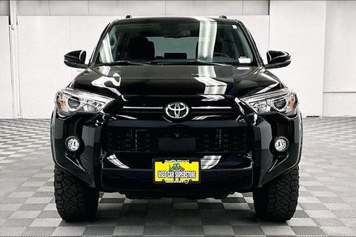 Midnight Black Metallic 2024 Toyota 4Runner SR5 Premium