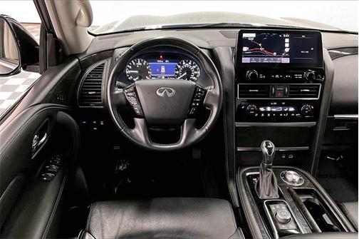 2022 INFINITI QX80 Luxe