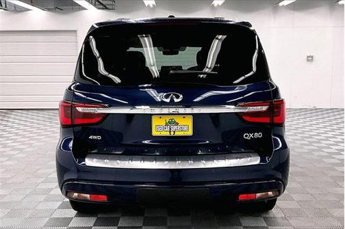2022 INFINITI QX80 Luxe