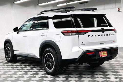 Everest White Pearl Tricoat 2026 Nissan Pathfinder Rock Creek