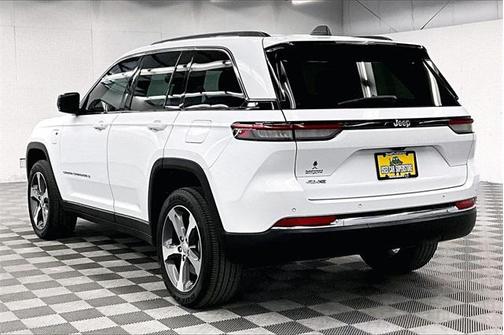 2023 Jeep Grand Cherokee 4xe Base