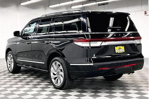 2024 Lincoln Navigator Reserve