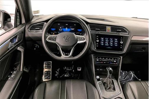 2023 Volkswagen Tiguan 2.0T SE R-Line Black