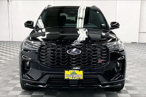 Agate Black Metallic 2025 Ford Explorer ST