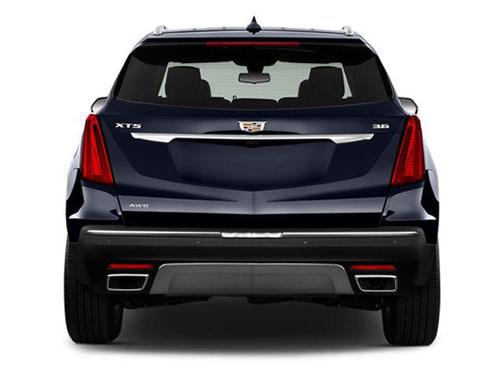 Stellar Black Metallic 2019 Cadillac XT5 Platinum