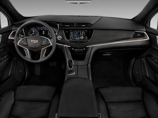 Stellar Black Metallic 2019 Cadillac XT5 Platinum