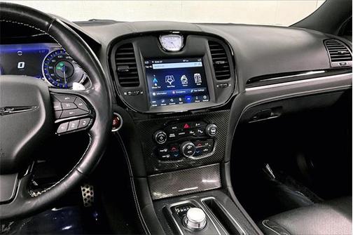 2023 Chrysler 300 C