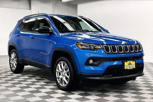 Hydro Blue Pearlcoat 2024 Jeep Compass Latitude Lux