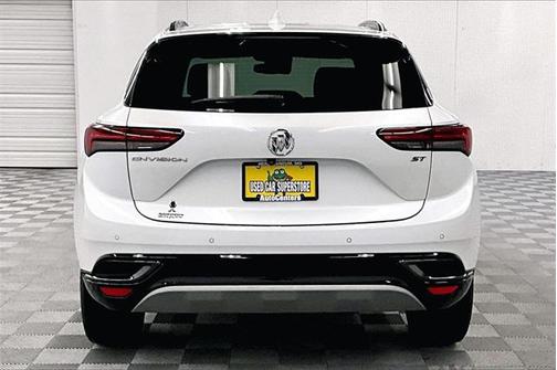 2023 Buick Envision Essence FWD