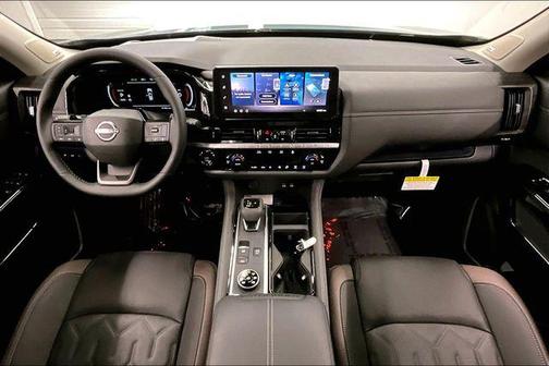 Baltic Teal/Super Black 2026 Nissan Pathfinder Platinum