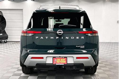 2025 Nissan Pathfinder Platinum 4WD