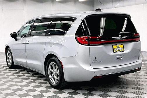 2024 Chrysler Pacifica Limited