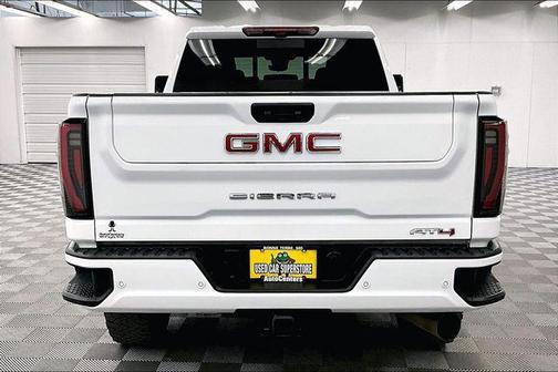 2024 GMC Sierra 2500 AT4
