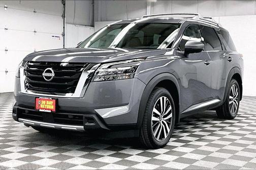 2025 Nissan Pathfinder Platinum 4WD