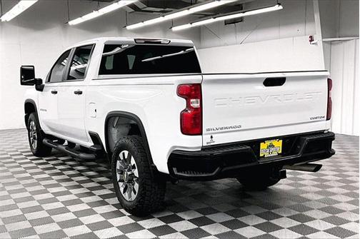 2024 Chevrolet Silverado 2500 Custom