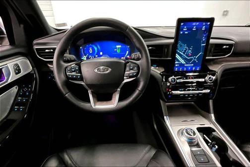 2024 Ford Explorer Platinum