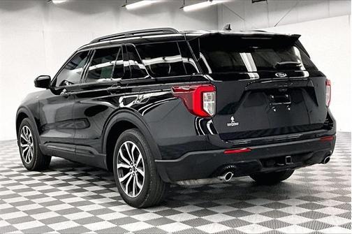 2024 Ford Explorer ST-Line