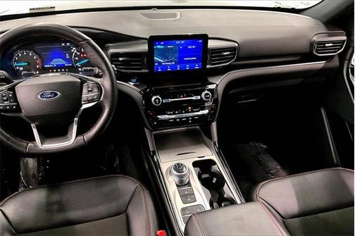 2024 Ford Explorer ST-Line