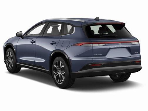 2025 Toyota Crown Signia XLE