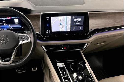 2024 Volkswagen Atlas 2.0T SEL Premium R-Line 4MOTION