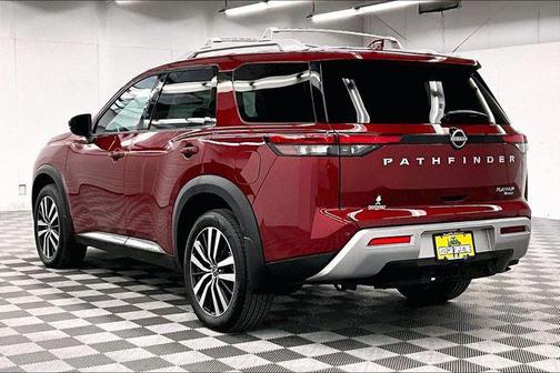 2024 Nissan Pathfinder Platinum