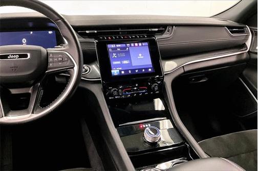 2022 Jeep Grand Cherokee L Altitude