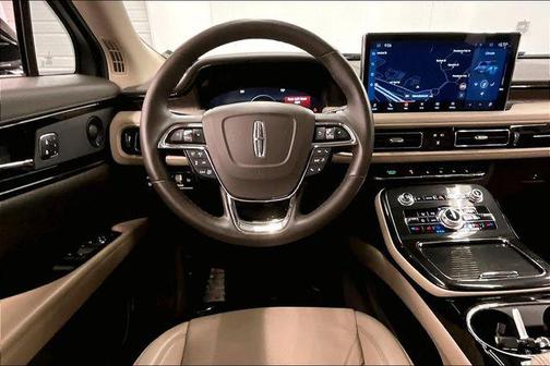 Infinite Black Metallic Clearcoat 2022 Lincoln Nautilus Reserve