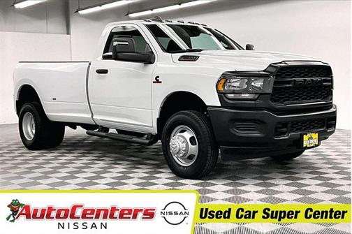2024 RAM 3500 Tradesman Regular Cab 4x4 8' Box