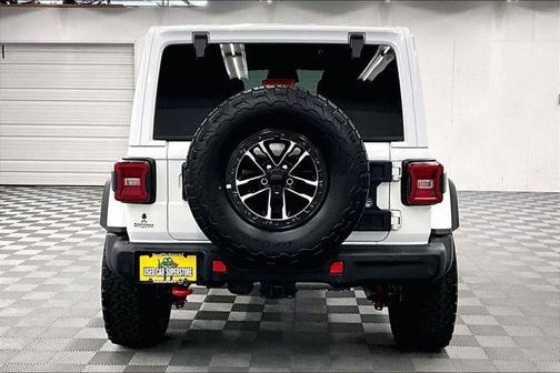 Bright White Clearcoat 2026 Jeep Wrangler Rubicon