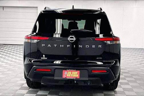 Super Black 2026 Nissan Pathfinder SV