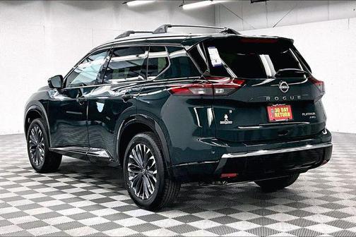Obsidian Green 2026 Nissan Rogue Platinum