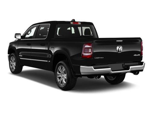 Diamond Black Crystal Pearlcoat 2025 RAM 1500 Limited