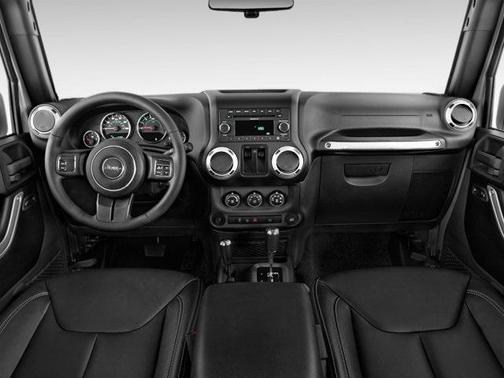 2018 Jeep Wrangler JK Sahara
