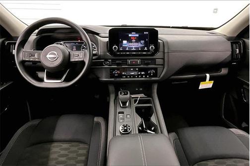 2025 Nissan Pathfinder S 4WD