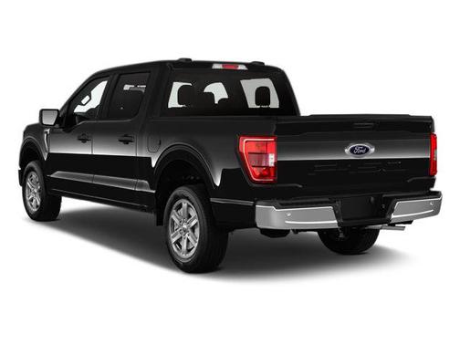 Agate Black Metallic 2025 Ford F-150 XLT