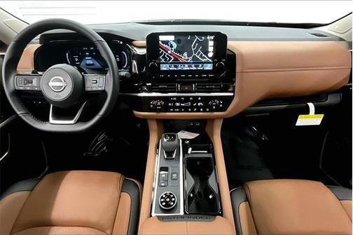 2025 Nissan Pathfinder Platinum 4WD