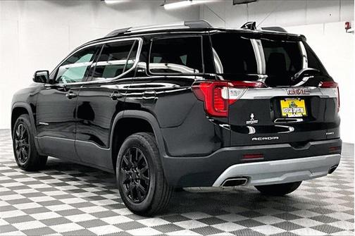 2023 GMC Acadia AWD SLT