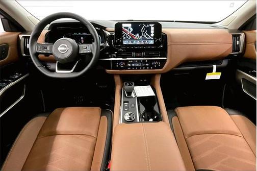 2025 Nissan Pathfinder Platinum 4WD