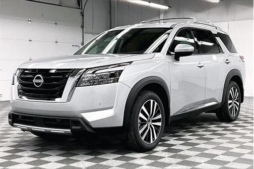 2025 Nissan Pathfinder Platinum 4WD