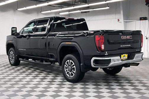 2024 GMC Sierra 2500 SLE