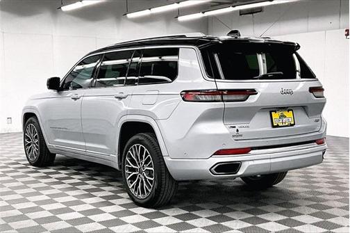 2023 Jeep Grand Cherokee L Summit Reserve