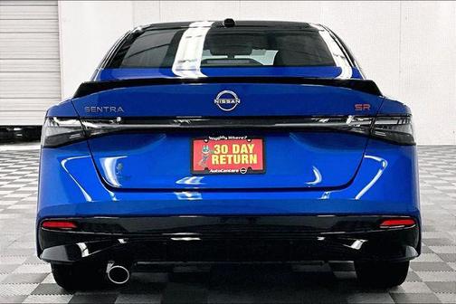 Bluestone Pearl/Super Black 2026 Nissan Sentra SR