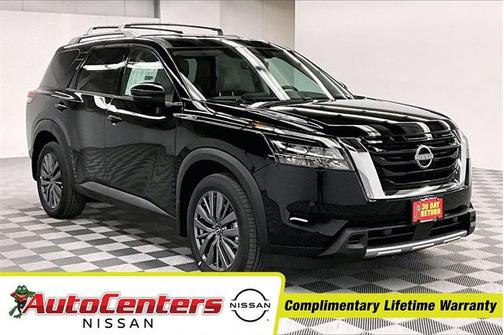2025 Nissan Pathfinder SL 4WD