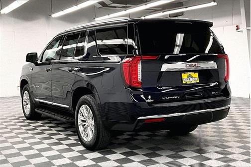 2024 GMC Yukon SLT