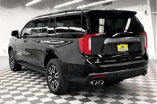 2024 GMC Yukon XL 4WD AT4