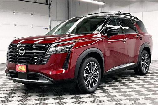 Scarlet Ember/Super Black 2026 Nissan Pathfinder Platinum