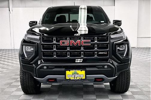 2024 GMC Canyon AT4